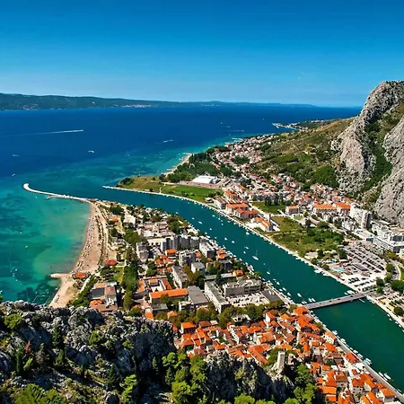 Teraca U Babe- In The Town Center Omiš